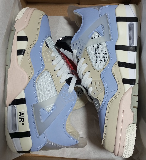 Air Jordan 4 Retro Off-White UNC